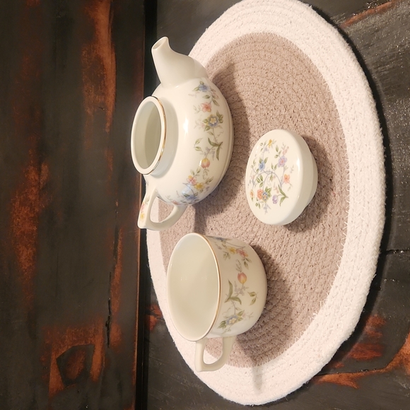 Vintage Japanese Andrea by Sadek "Corona" Tea for One Tea Pot & Cup - Picture 3 of 10